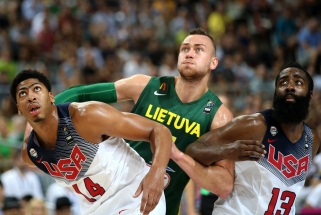 Oficialu: D.Motiejūnas grįžta į NBA arenas - sukirto rankomis su "Pelicans"
